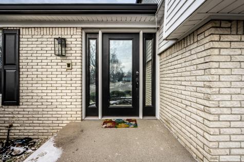 7014 Montroff Circle Indianapolis IN 46256