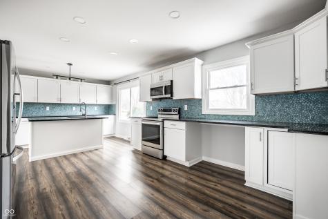 7014 Montroff Circle Indianapolis IN 46256