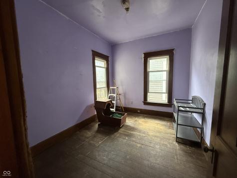 1205 S 8th Street Terre Haute IN 47802