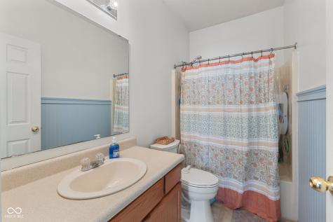 729 W Harriman Avenue Bargersville IN 46106