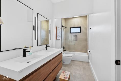 1818 Ruckle Street Indianapolis IN 46202