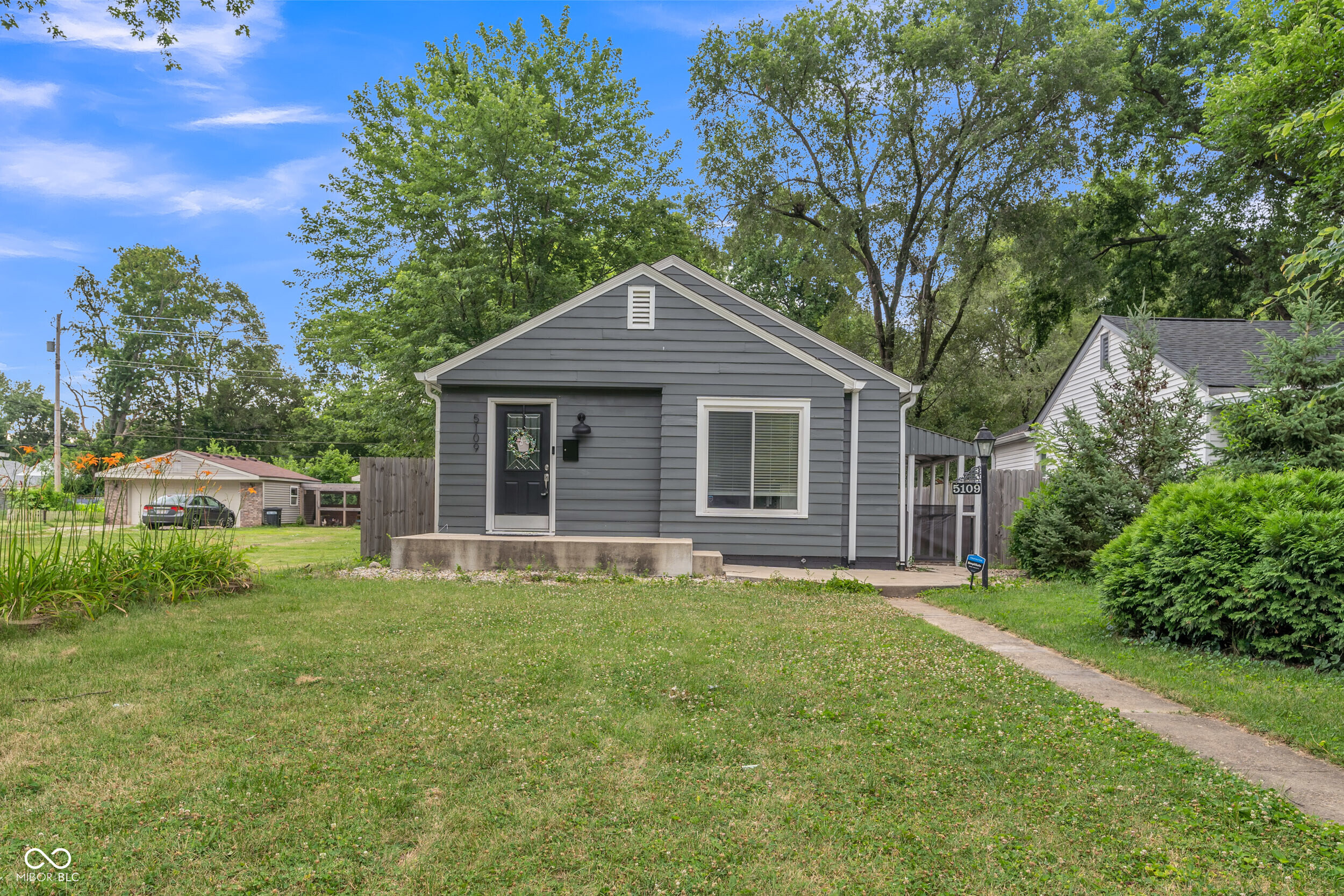 5109 Indianola Avenue Indianapolis IN 46205