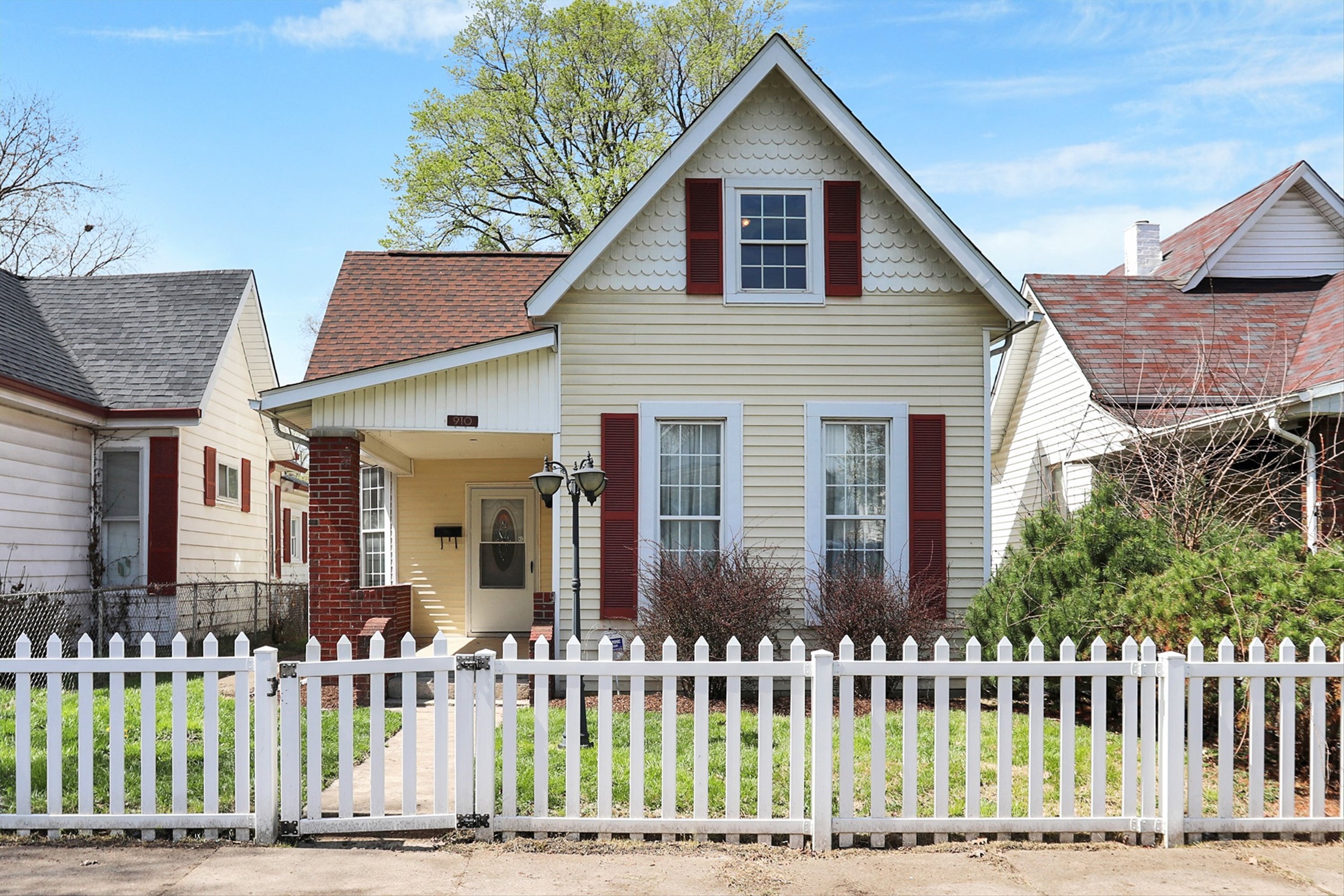 910 Villa Avenue Indianapolis IN 46203