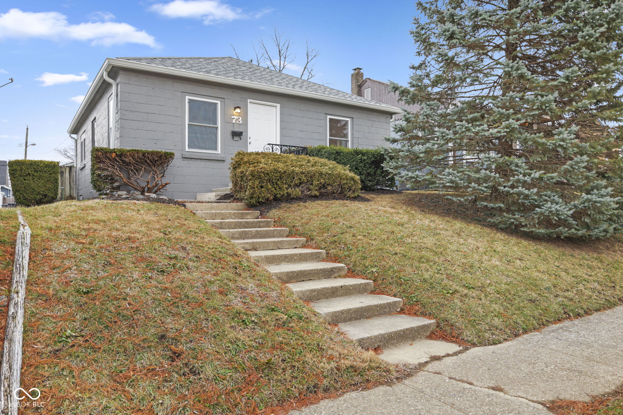 73 S 10th Avenue Beech Grove IN 46107