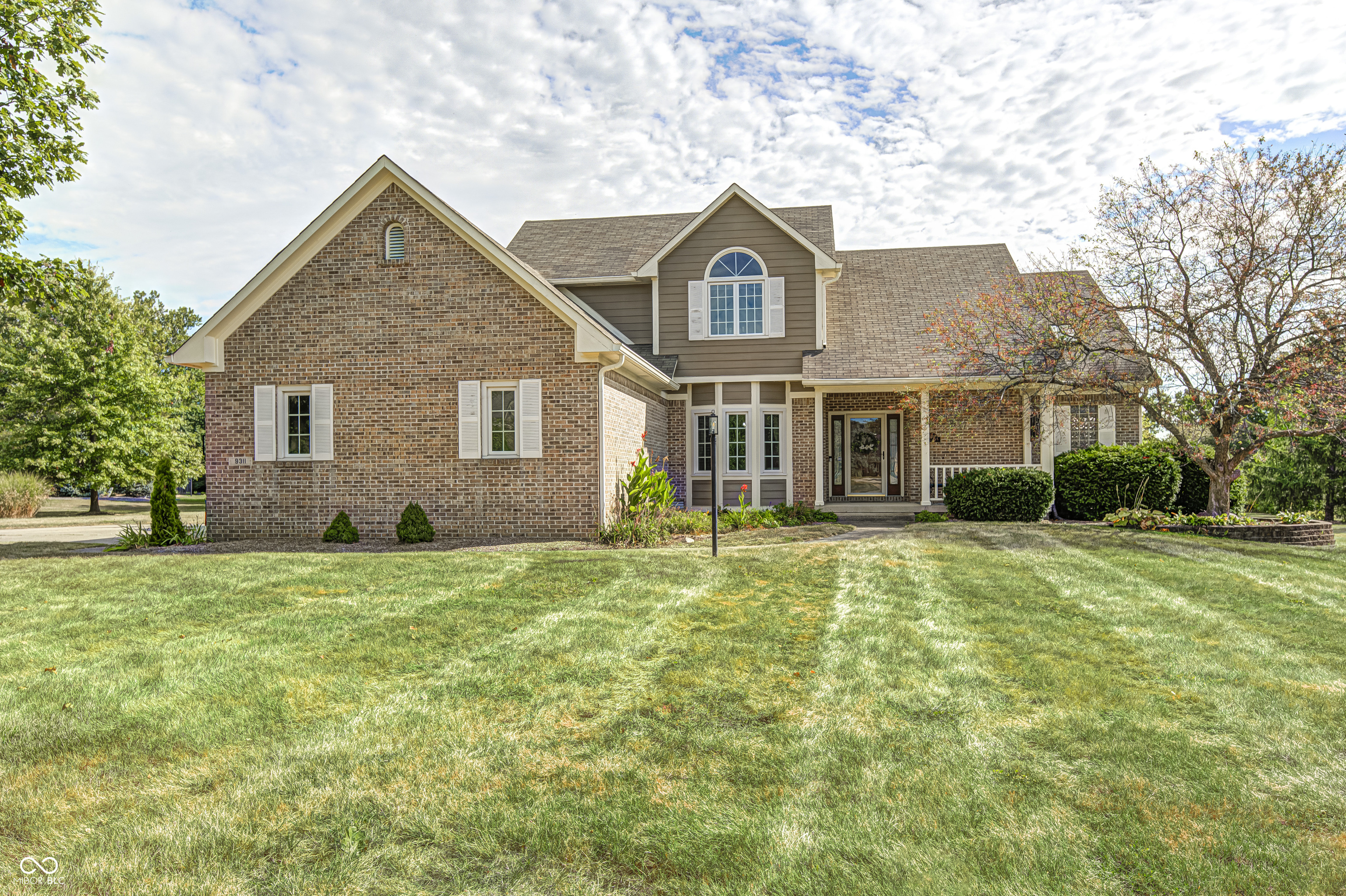 9311 Shady Bend Brownsburg IN 46112