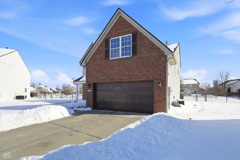 1071 Hazelwood Drive Greenwood IN 46143