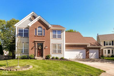 7942 Red Sunset Way Avon IN 46123