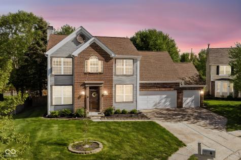 7942 Red Sunset Way Avon IN 46123