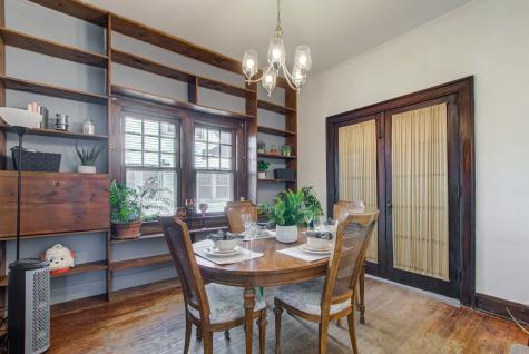 18 N Hawthorne Lane Indianapolis IN 46219