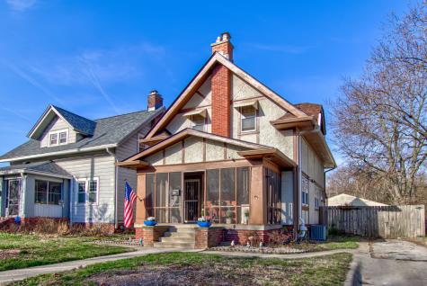18 N Hawthorne Lane Indianapolis IN 46219