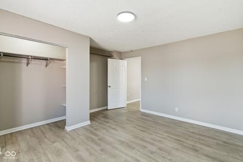1338 Barth Avenue Indianapolis IN 46203