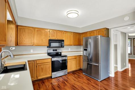 9405 Champton Drive Indianapolis IN 46256