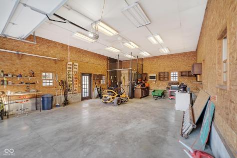 2594 E Traction Road Crawfordsville IN 47933
