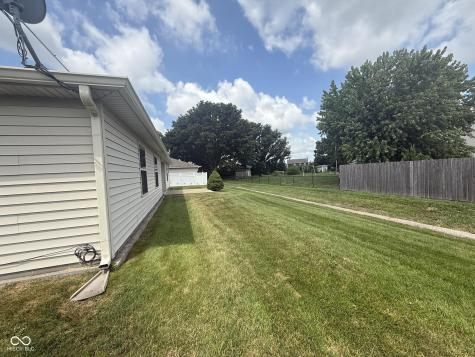 1338 Swan Drive Franklin IN 46131