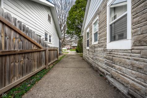 419 Berkley Road Indianapolis IN 46208