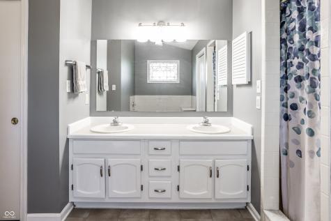 2314 Calaveras Way Indianapolis IN 46240