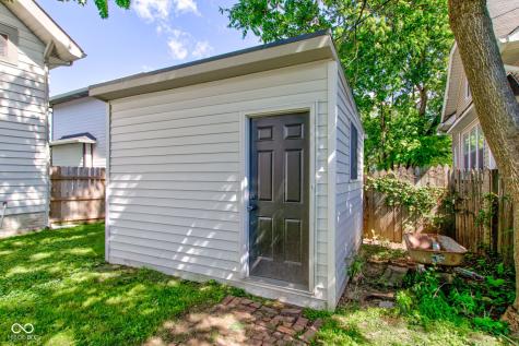 131 N Bosart Avenue Indianapolis IN 46201