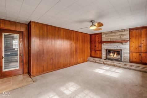 2215 Albany Street Beech Grove IN 46107