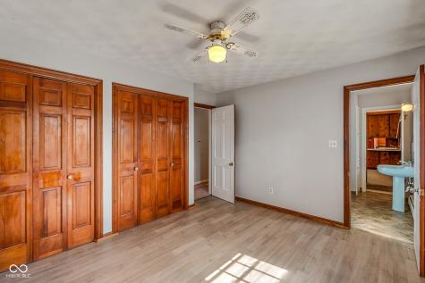 2215 Albany Street Beech Grove IN 46107
