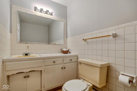 2215 Albany Street Beech Grove IN 46107