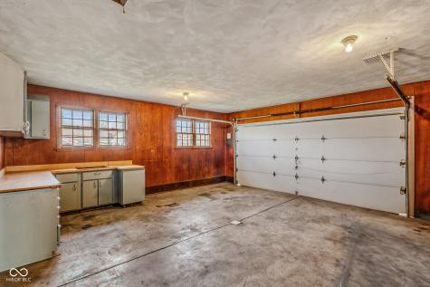 2215 Albany Street Beech Grove IN 46107