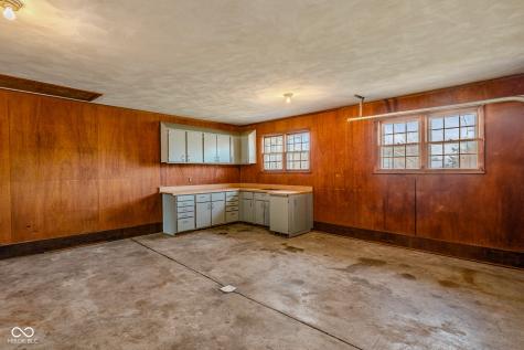 2215 Albany Street Beech Grove IN 46107