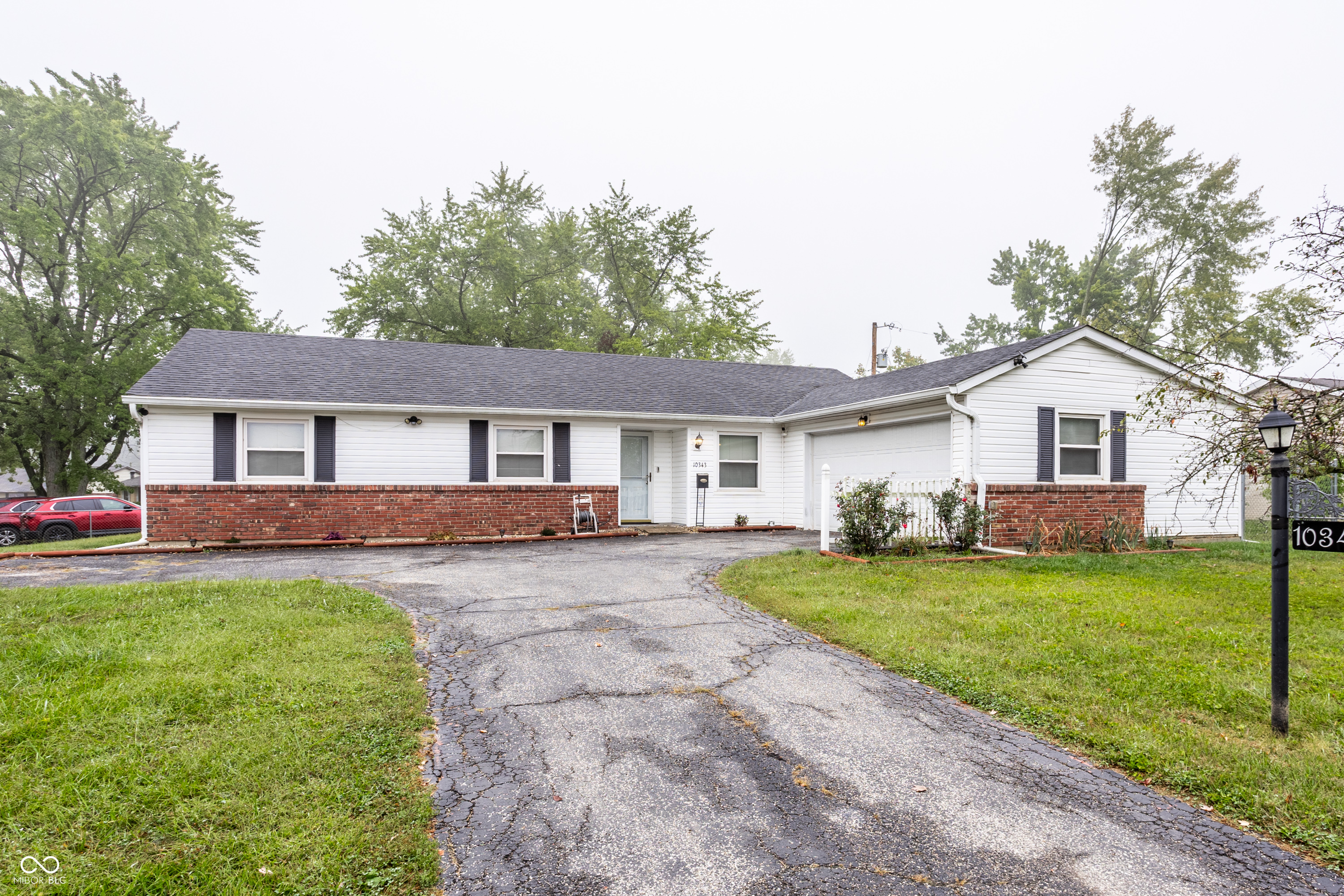 10343 E 21st Place Indianapolis IN 46229