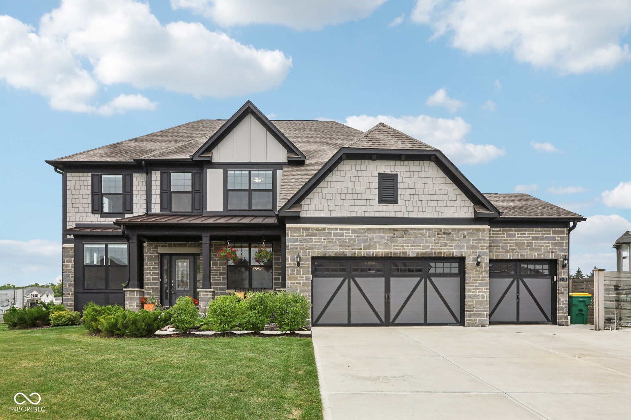 5423 Peachtree Road Zionsville IN 46077