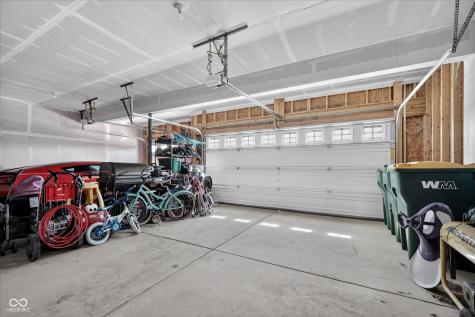 4984 Amber Crest Drive Brownsburg IN 46112