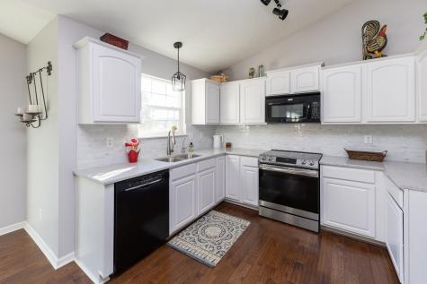 567 Shortleaf Drive Avon IN 46123