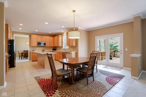 6834 Woodhaven Place Zionsville IN 46077