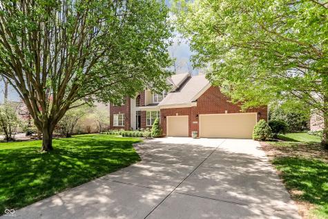 6834 Woodhaven Place Zionsville IN 46077