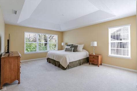 6834 Woodhaven Place Zionsville IN 46077