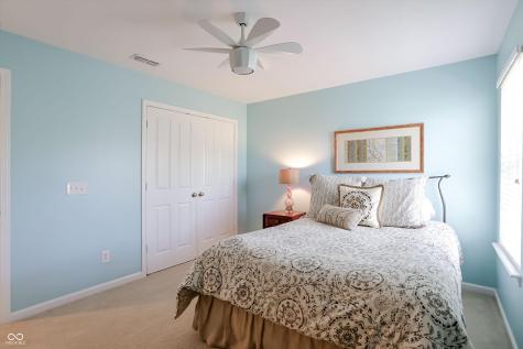 6834 Woodhaven Place Zionsville IN 46077