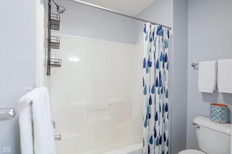 6834 Woodhaven Place Zionsville IN 46077