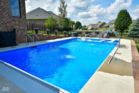 1791 Calvert Farms Drive Greenwood IN 46143