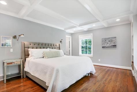 6240 N Chester Avenue Indianapolis IN 46220