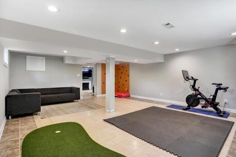 6240 N Chester Avenue Indianapolis IN 46220