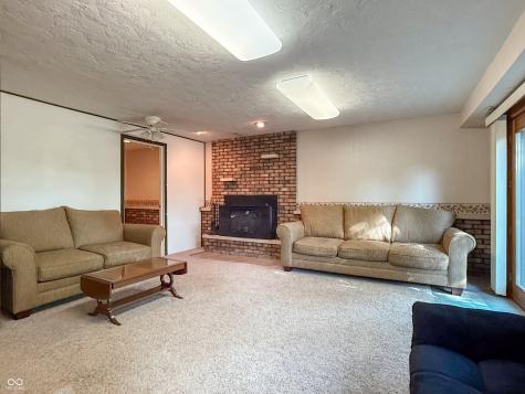 5730 Teresa Drive Alexandria IN 46001