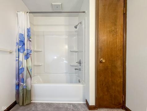 5730 Teresa Drive Alexandria IN 46001