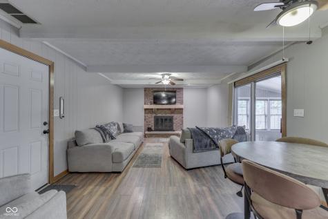 10 S Serenity Way Greenwood IN 46142