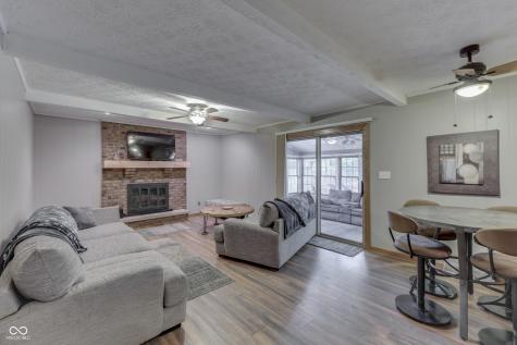 10 S Serenity Way Greenwood IN 46142