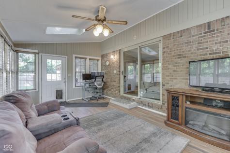 10 S Serenity Way Greenwood IN 46142