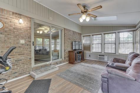 10 S Serenity Way Greenwood IN 46142