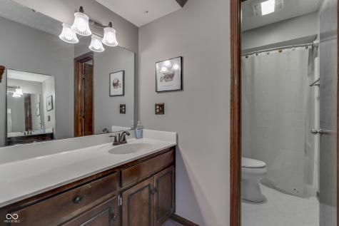 10 S Serenity Way Greenwood IN 46142