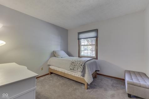10 S Serenity Way Greenwood IN 46142