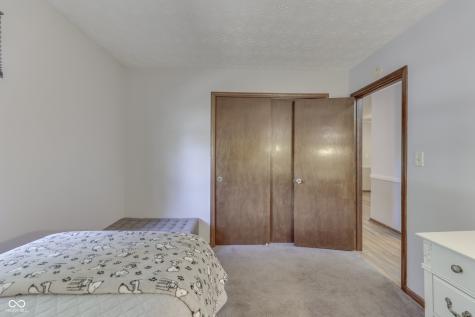 10 S Serenity Way Greenwood IN 46142