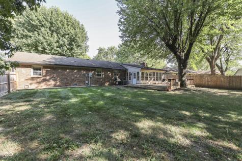 10 S Serenity Way Greenwood IN 46142