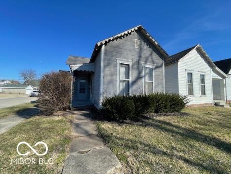 1331 Sycamore Street Columbus IN 47201