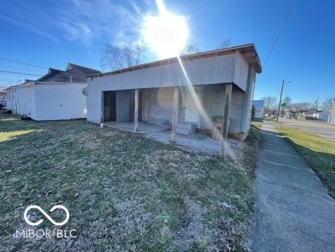 1331 Sycamore Street Columbus IN 47201